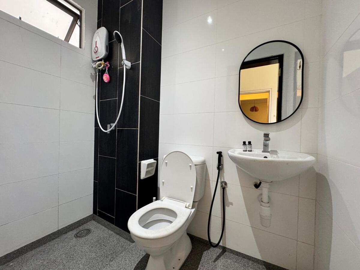 Peaceful 3br 2b With Pool 10pax Wangsa Maju Near Wangsa Walk Pangsapuri
