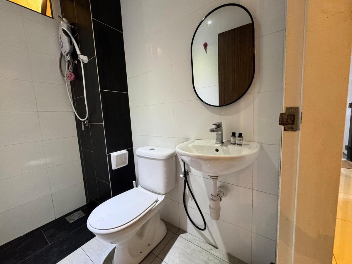 Peaceful 3br 2b With Pool 10pax Wangsa Maju Near Wangsa Walk Pangsapuri Kuala Lumpur