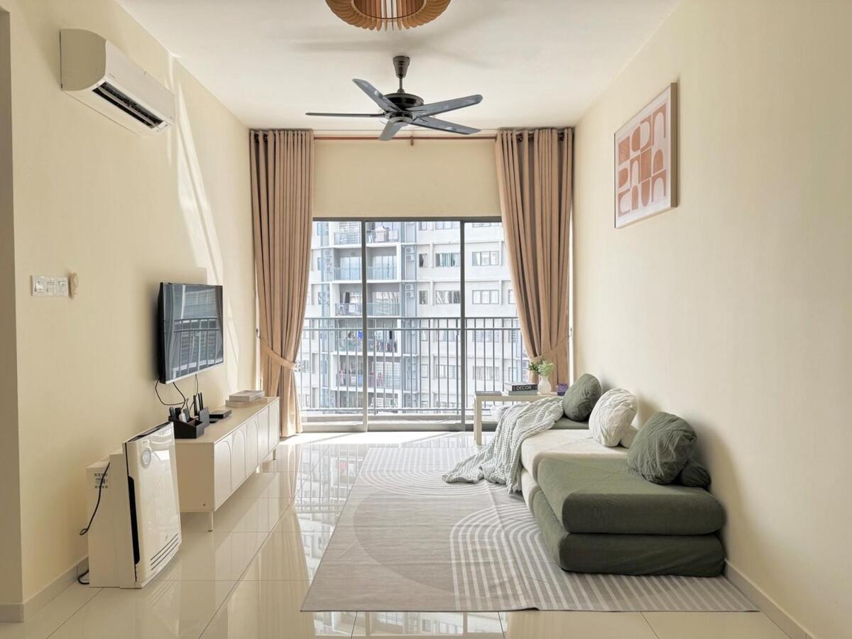 Peaceful 3br 2b With Pool 10pax Wangsa Maju Near Wangsa Walk Kuala Lumpur