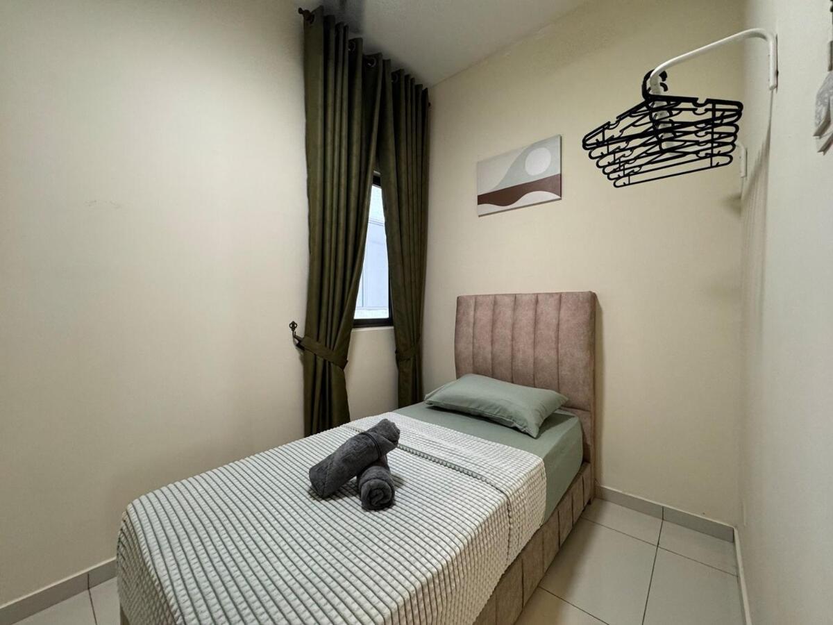 Peaceful 3br 2b With Pool 10pax Wangsa Maju Near Wangsa Walk *