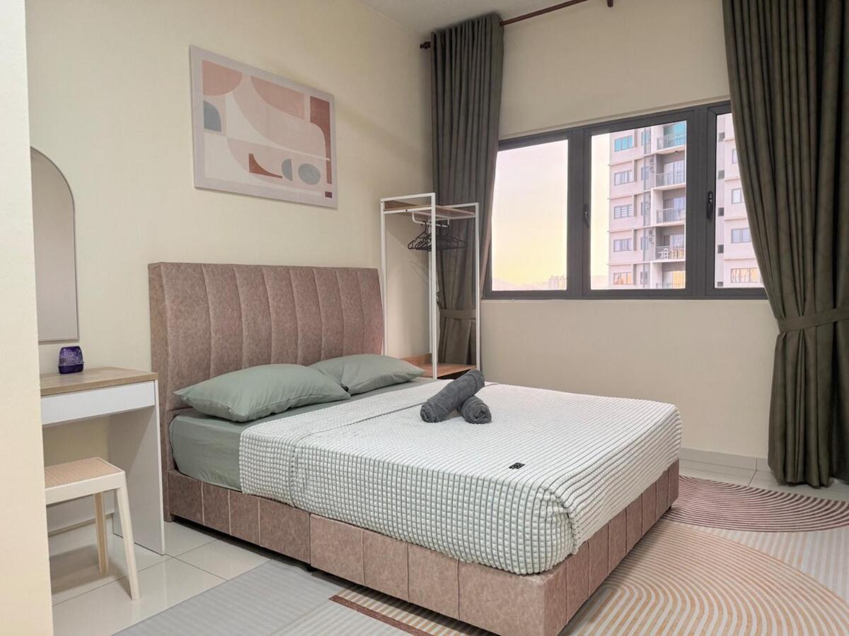 Pangsapuri Peaceful 3br 2b With Pool 10pax Wangsa Maju Near Wangsa Walk Kuala Lumpur