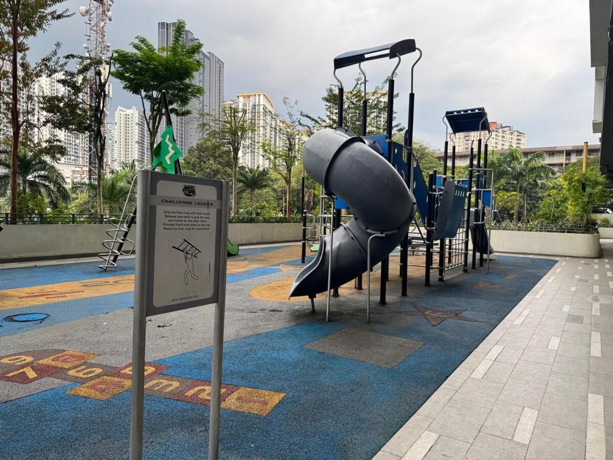 Peaceful 3br 2b With Pool 10pax Wangsa Maju Near Wangsa Walk Pangsapuri Kuala Lumpur