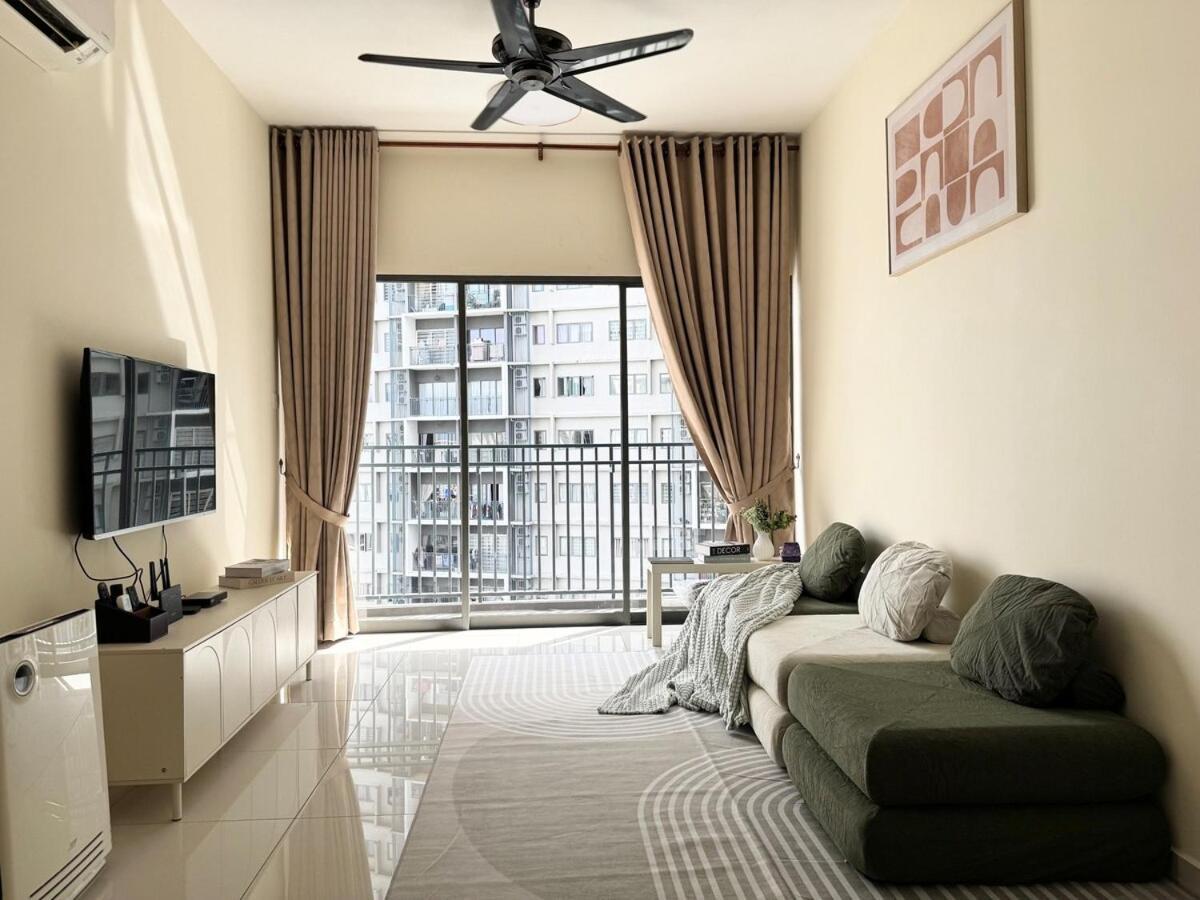 Peaceful 3br 2b With Pool 10pax Wangsa Maju Near Wangsa Walk Kuala Lumpur