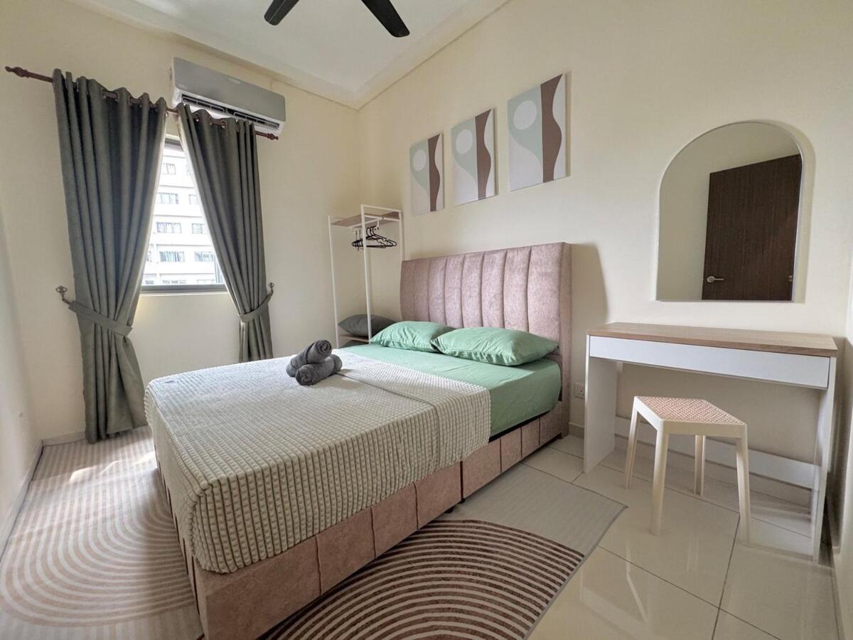 Peaceful 3br 2b With Pool 10pax Wangsa Maju Near Wangsa Walk * Kuala Lumpur